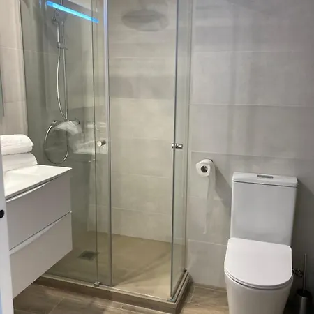 Centrico Con Wifi Y Climatizado De 1 Y Sofa-cama 3 Personas