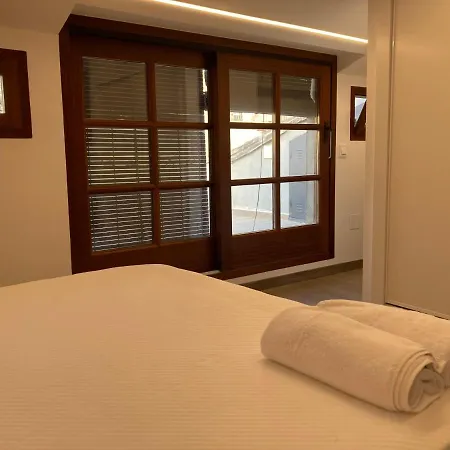 Centrico Con Wifi Y Climatizado De 1 Y Sofa-cama 3 Personas
