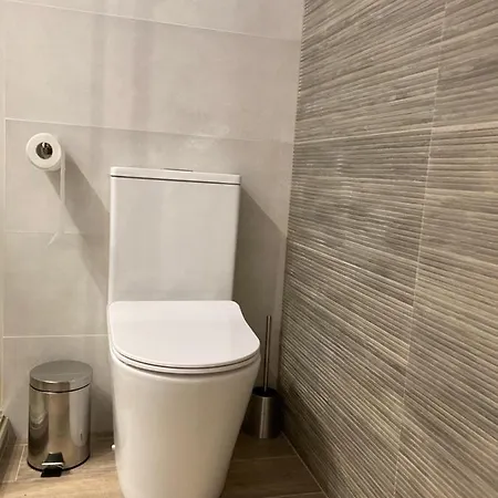 Centrico Con Wifi Y Climatizado De 1 Y Sofa-cama 3 Personas Apartment *
